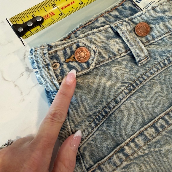 We The Free Palmer Cuffed Jeans (ONLY WORN ONCE) - Picture 11 of 12